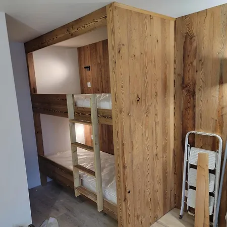 - 4 Pers - Newly Renovated Appartement